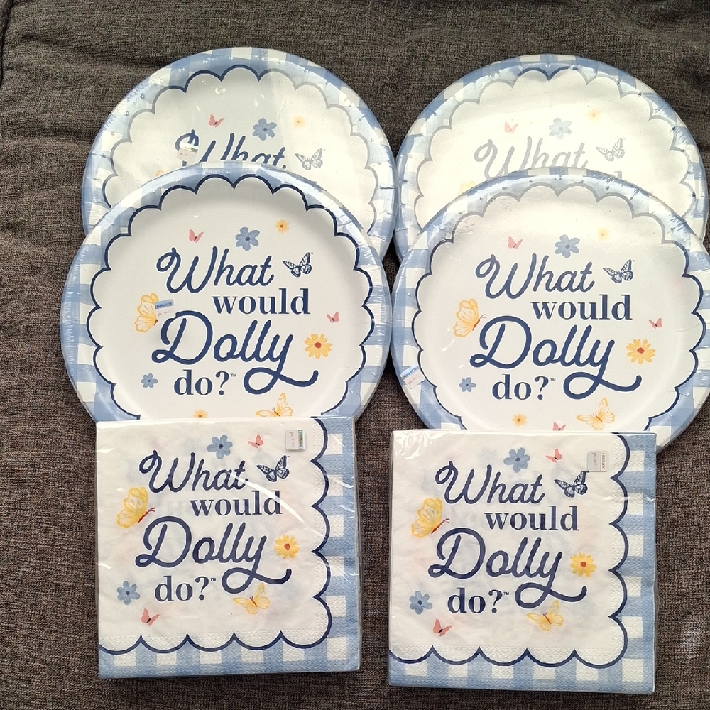 Blue and White 'What Would Dolly Do?' Plates and Napkins Set